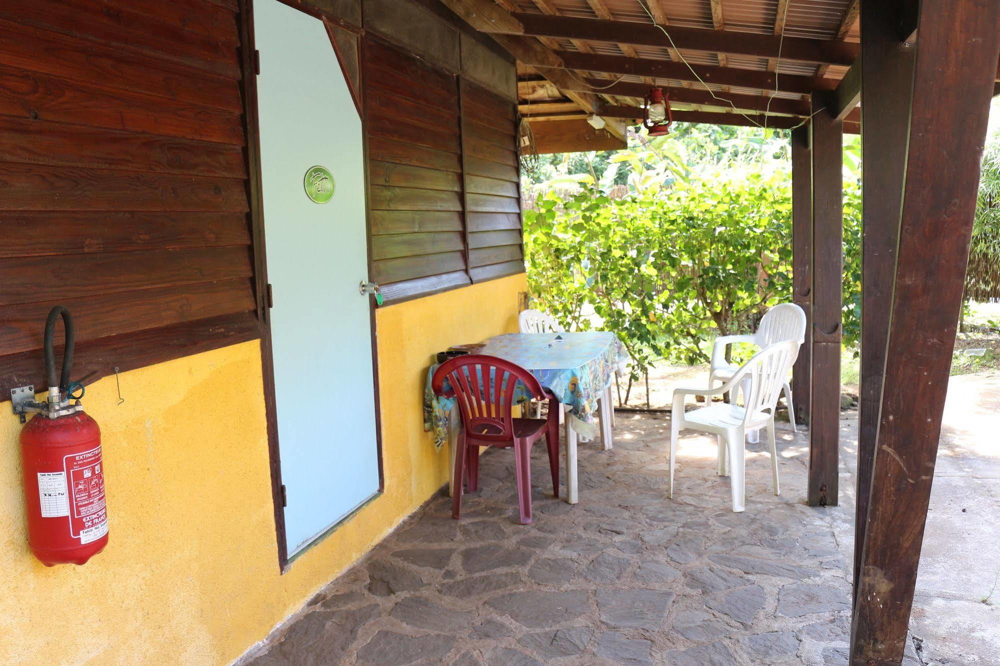 Pension Les 3 Cascades Raiatea Exterior foto